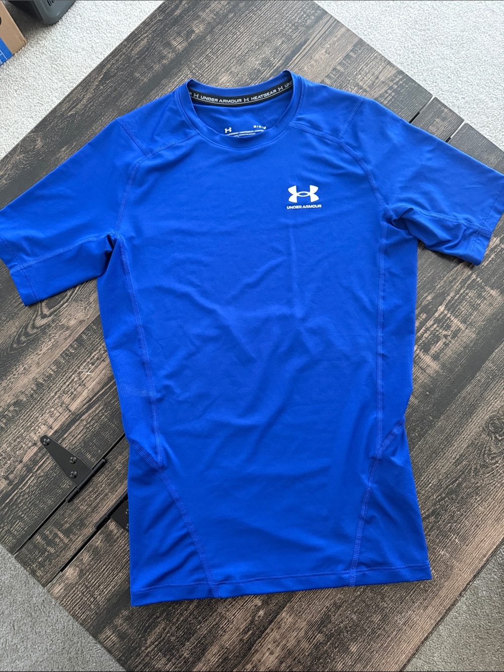 Men’s medium Under Armour Blue Short Sleeve Performance compression Tee
